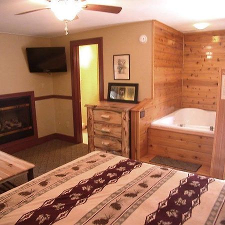 Mountaintop Lodge At Lake Naomi Pocono Pines Buitenkant foto