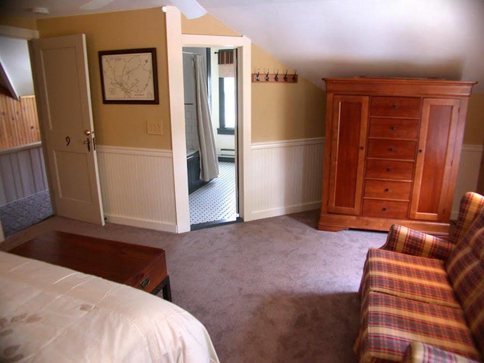 Mountaintop Lodge At Lake Naomi Pocono Pines Buitenkant foto